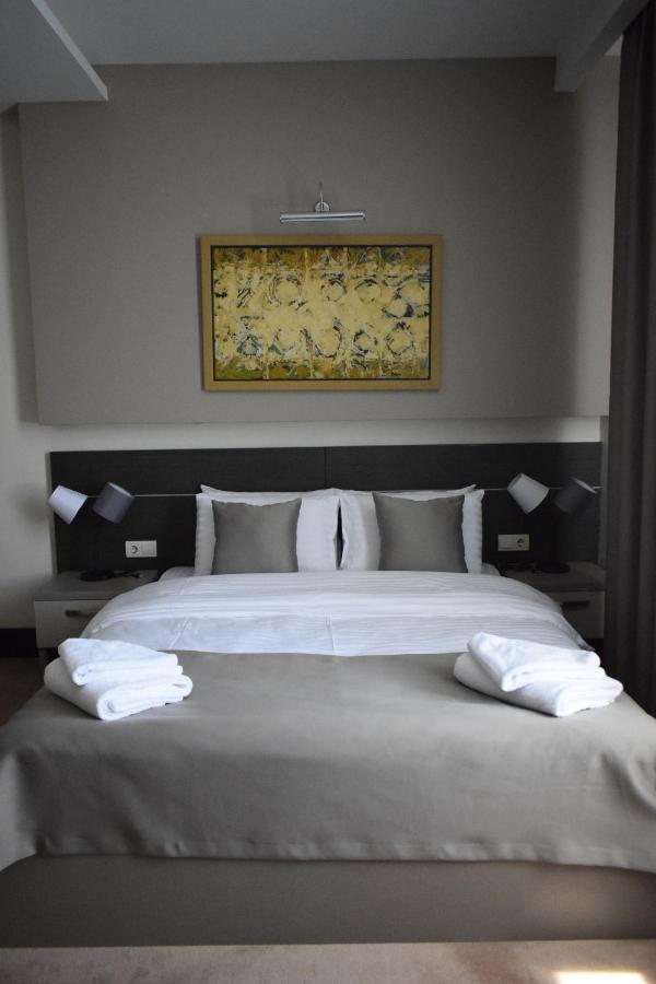 Hotel Sun Loznica Esterno foto