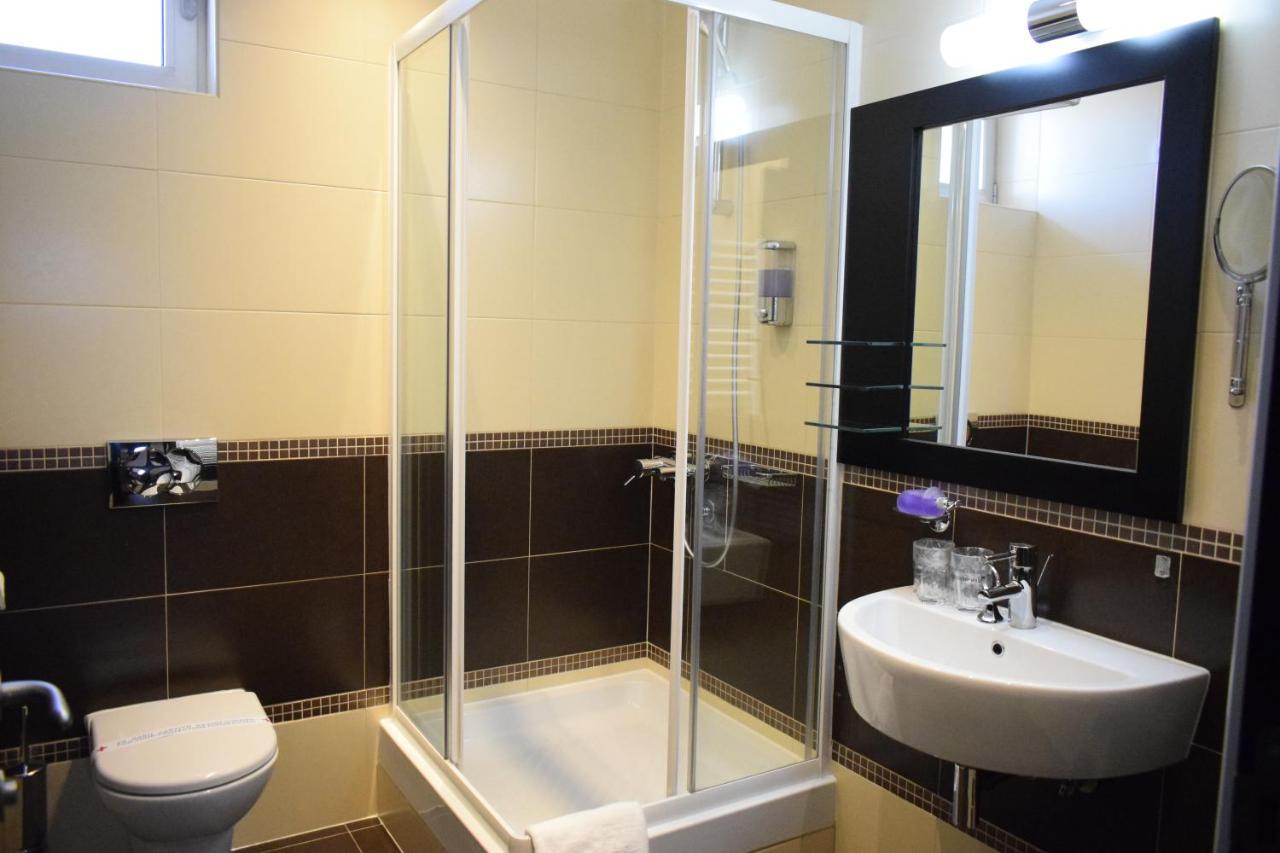 Hotel Sun Loznica Esterno foto