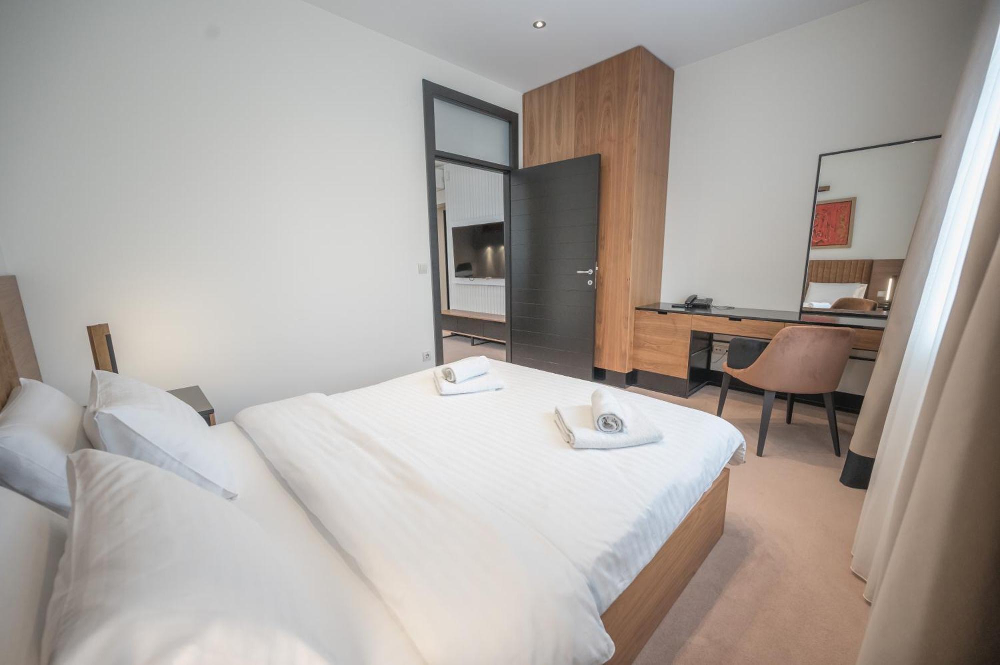 Hotel Sun Loznica Esterno foto