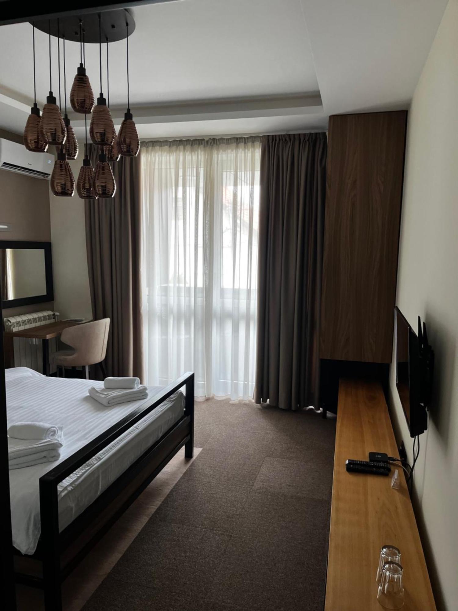 Hotel Sun Loznica Esterno foto