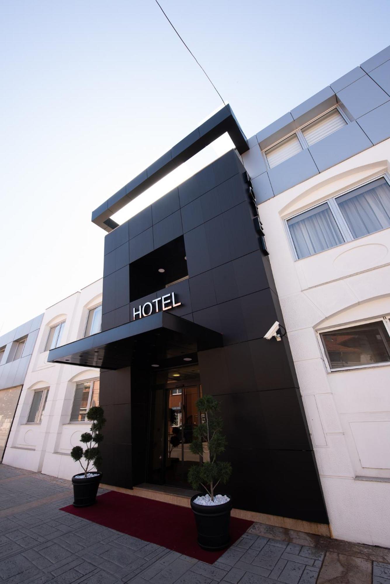 Hotel Sun Loznica Esterno foto